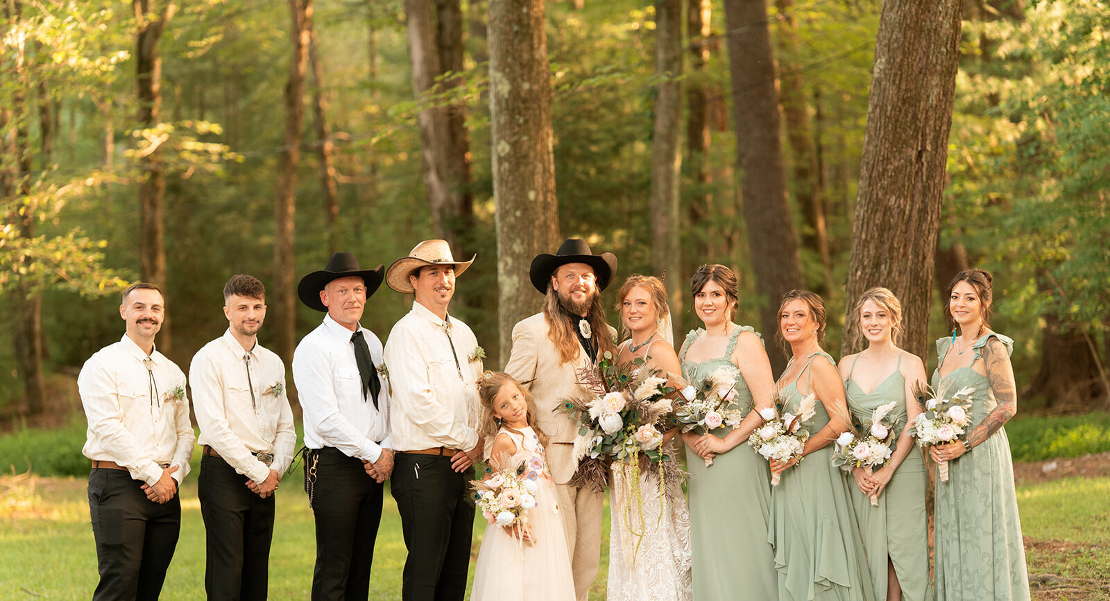 Rustic barn for weddings in the Poconos with chairs and arbor
