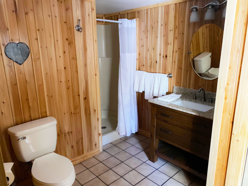 shower in premium cabin at grange valley in poconos