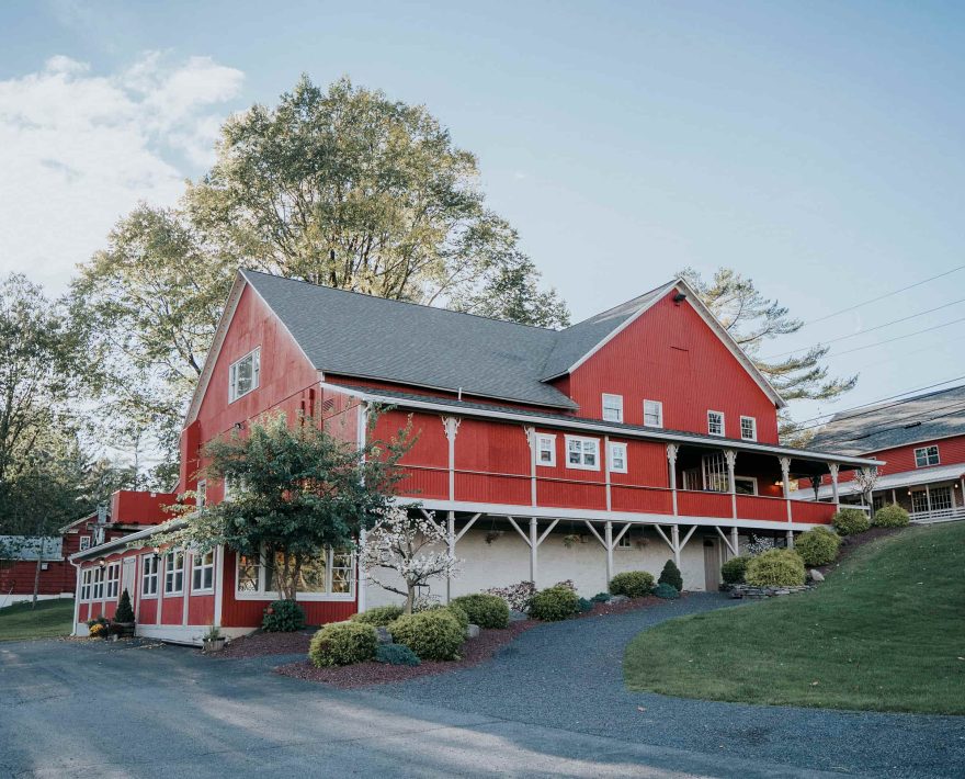 Red barn for weddings in Mount Pocono, PA