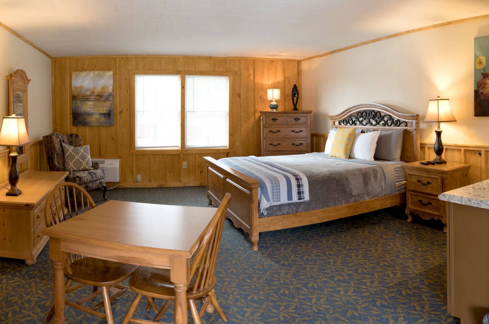 Guest room at Grange Valley inn Poconos