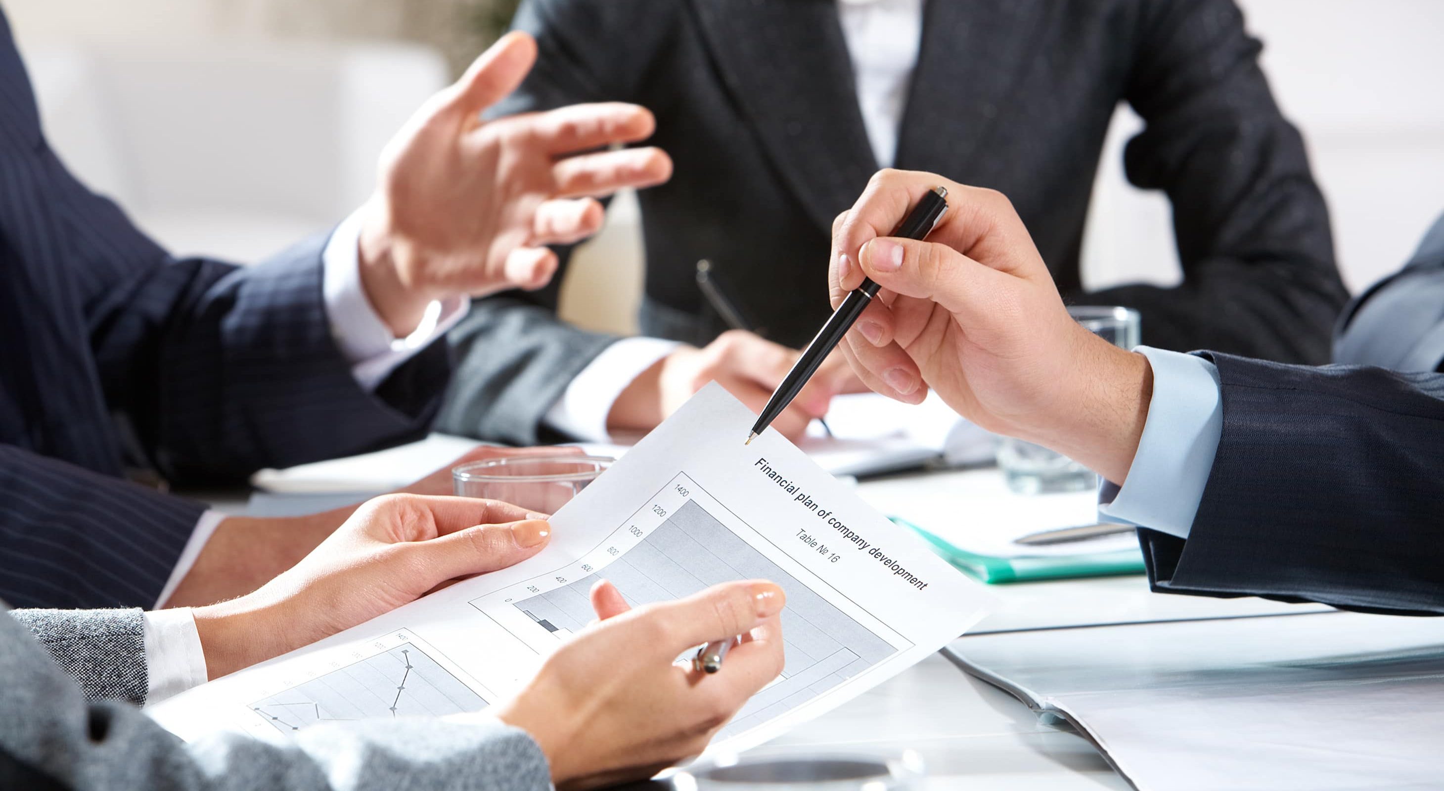 Business meeting at mountain corporate retreat venue in the Poconos