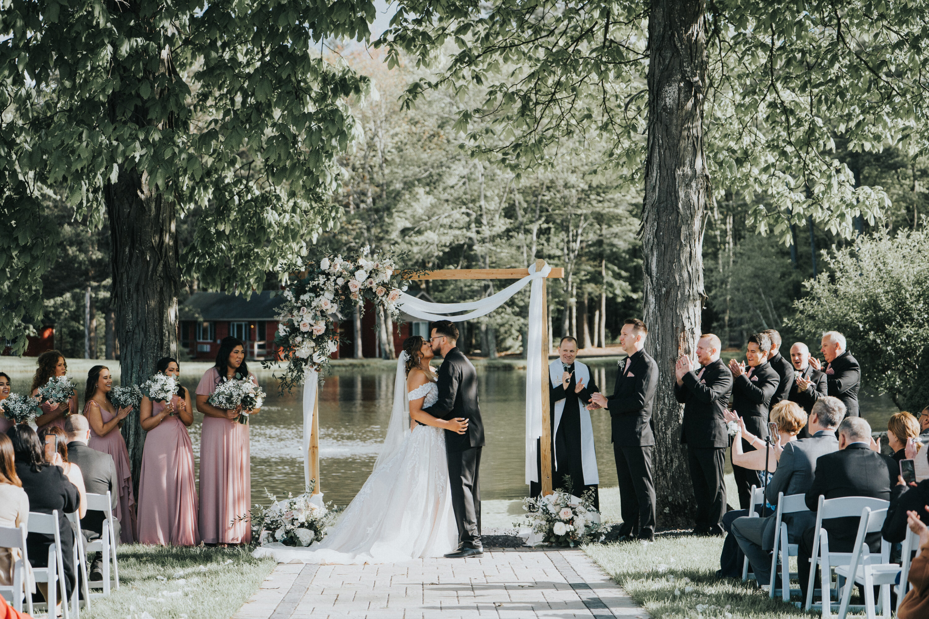 The Lakeside Vintages
